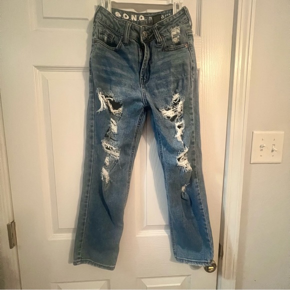 Denim - S.O.N.G Timeless Fit Distressed Jeans Size 00 / 23 High Rise